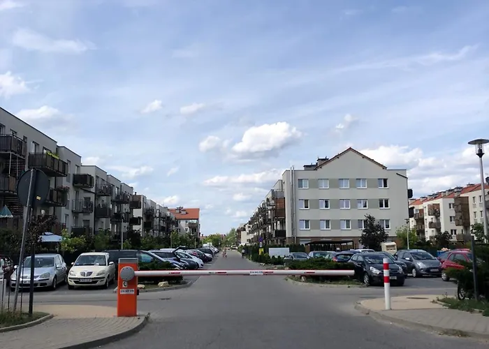 Urocze Mieszkanie Z Ogródkiem I Bezpłatny Parking * Wrocław